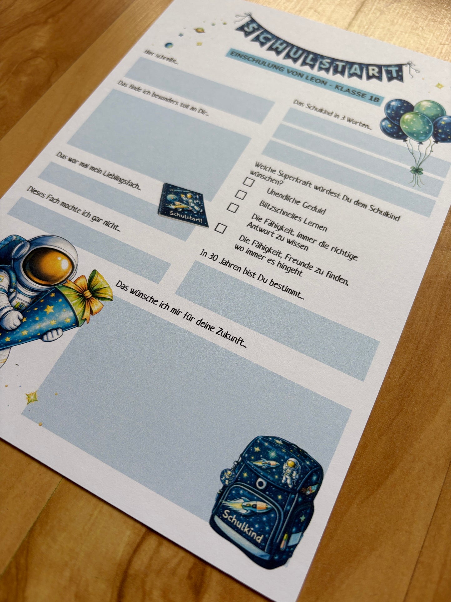 Personalisierte Schulstart Gästebuchkarten zur Einschulung mit Name & Klasse – Weltraum Astronaut A5 | 10–30 Stück - MundS Design Shop